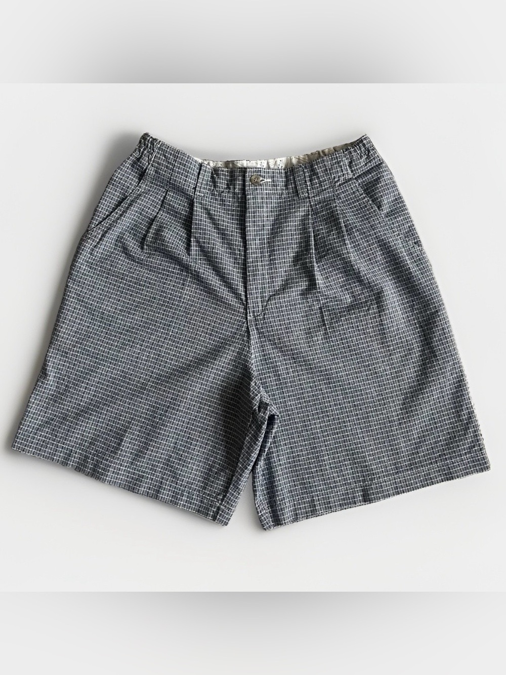 Vintage 90s Lee Women's Blue & White Pleated High Waisted Bermuda Shorts